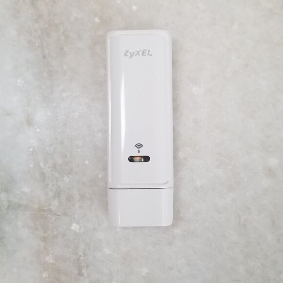 ZyXEL G-220 v3 Wireless USB Adapter - Picture 1 of 4